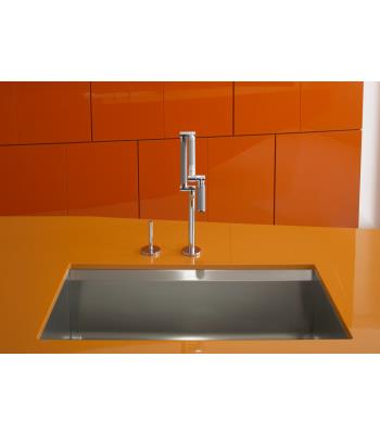 Kohler Karbon® articulating deck-mount kitchen faucet - Image 9